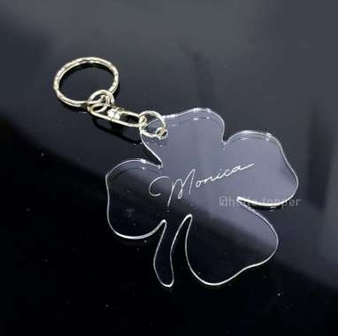 Gantungan Kunci Acrylic Daun Custom Nama | Keychain Acrylic