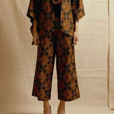 Kalong Kulot - Amanda Hartanto Batik