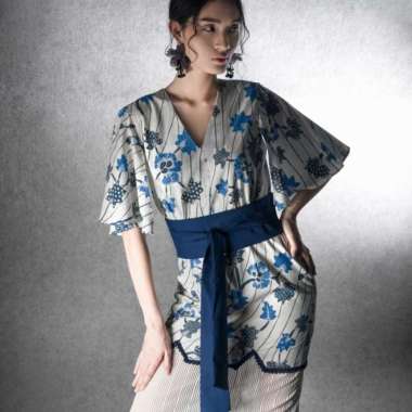 Awan Dress - Amanda Hartanto Batik