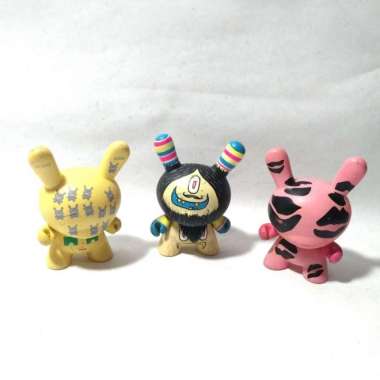 Cyclop Cave Prehistoric Man Manusia Purba Kidrobot Kid Robot Rare Toys