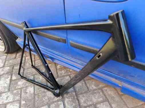 FRAME SEPEDA POLYGON HELIOS LT CARBON HITAM RIM BRAKE (FRAME ONLY)
