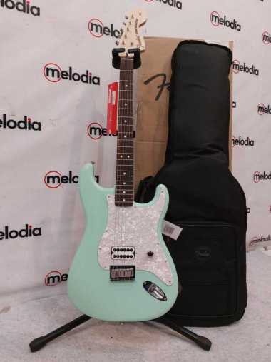Fender Limited Edition Tom Delonge Stratocaster, RW FB, Surf Green (0148020357)