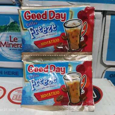 1 Renteng Good Day Freeze MOCAFRIO (10 bungkus)