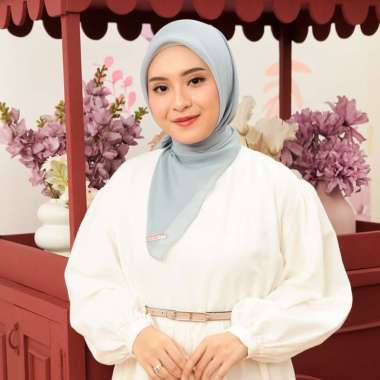 Lozy Hijab - Bianca Paris Voal Square (Hijab Segiempat Paris Voal Lozy x Bianca) Blue Pastel
