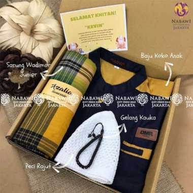 Hampers Kado Anak Cowok Baju Koko + Sarung Wadimor Kado Ulang Tahun Kado Khitanan Biru Dongker