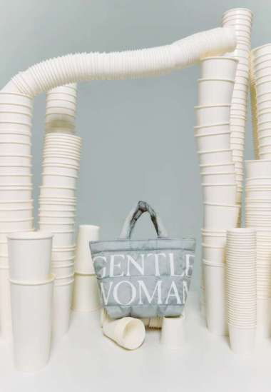 GENTLEWOMAN SMALL PUFFER BAG GREY