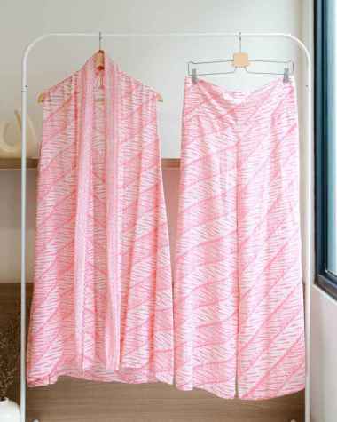 ONE SET OUTER TANPA LENGAN SETELAN ATASAN OUTER BATIK DAN BAWAHAN KULOT HIGHWAIST ONESET KONDANGAN O