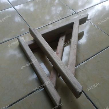 Braket siku dinding kayu 30 x 30 cm