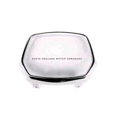Ring lis list pinggiran tepi lampu depan headlamp headlight krom chrome Vespa Matic Sprint original