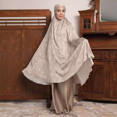 Lozy Hijab - Lesti Prayer Set (Mukena Silk Motif 2in1 Lozy x Lesti Kejora) Rustic Tulip + Pouch