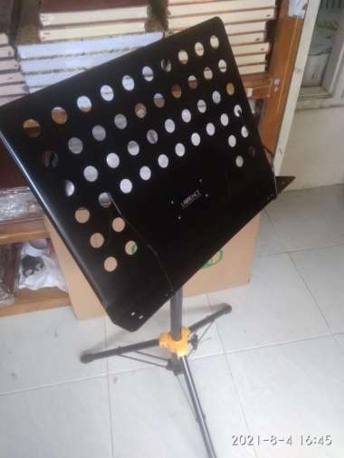 Stand Quran Besar Type B Quran Shalat
