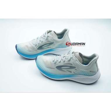Nineten sepatu Running Haze 1.5 Abu muda