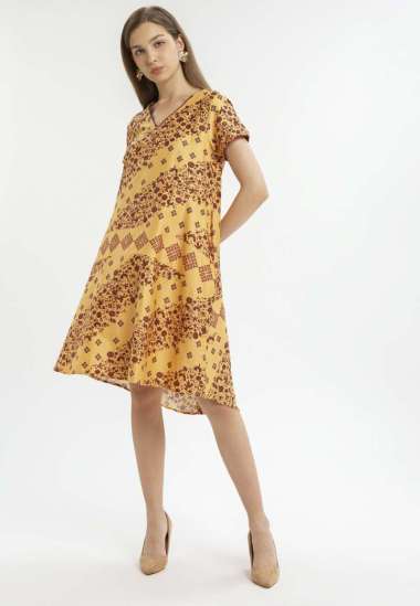 Minimal Cendrawati Dress Honey Gold L HONEY GOLD