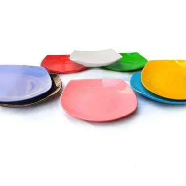 Piring Makan Segi Kotak Plastik Hoya 9" Tahan Panas Oven Microwave
