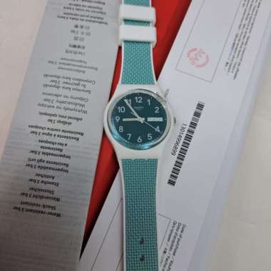 Original 100%!! Swatch Analog Jam Tangan Wanita Karet Hijau GW714 POOL LIGHT Garansi Resmi 2 Tahun