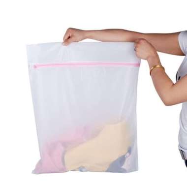Jaring pengaman cuci baju dengan zipper laundry net