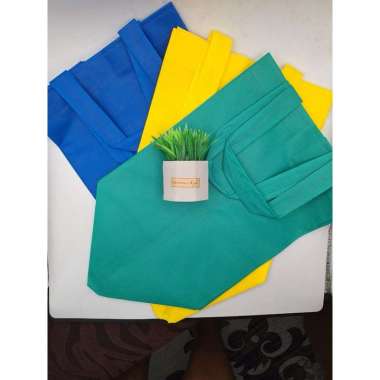 HCS - 12 Pcs Tas Hajatan 20x20 / Tas Box 20x20 / Tas Hajatan Spunbond