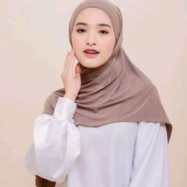 PUSSAT Amara Hijab Segi Empat Instan Tali Jersey Premium Jilbab Segi Empat Instan Kerudung Segi Empa