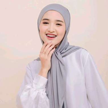 PUSSAT Amara Hijab Segi Empat Instan Tali Jersey Premium Jilbab Segi Empat Instan Kerudung Segi Empa