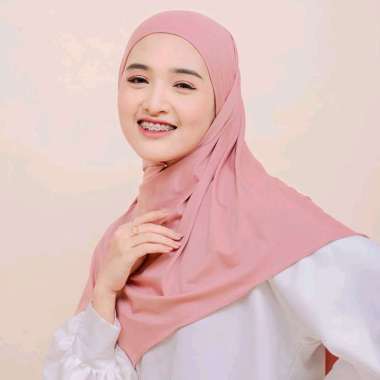 PUSSAT Amara Hijab Segi Empat Instan Tali Jersey Premium Jilbab Segi Empat Instan Kerudung Segi Empa
