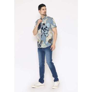 AMK Kemeja Pria Lengan Pendek Batik SH Wirata Biru M