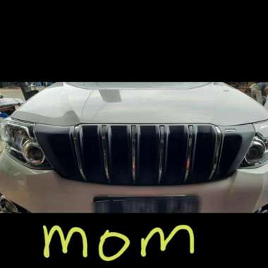 Front Grill / Gril Depan Apollo Hitam Black Grand Fortuner 2011-2015
