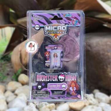 World Smallest Monster High Clawdeen Wolf