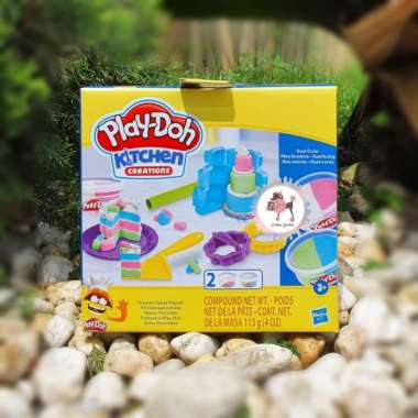 Play Doh Kitchen Creations Creatin Cakes Playset