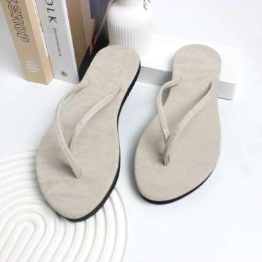 Sandal Flat Wanita Dewasa Motif Jepit Silang Terbaru Kekinian 40 Beige