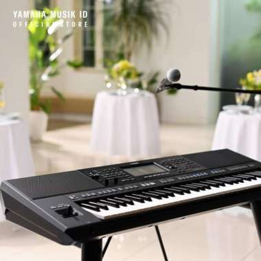 Yamaha PSR SX920 Portable Keyboard