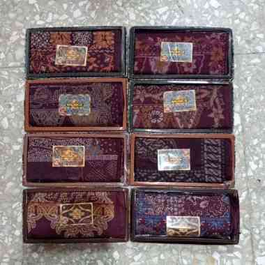 Wadimor Sarung Tenun Motif JAWA BATIK MERAH HATI