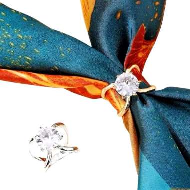 Inaya Zircon Syal Scarf Hijab Ring Gesper Cincin Crystal Fashion RH Inaya Zircon Silver