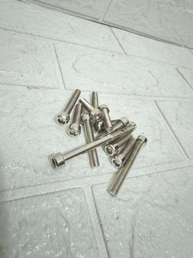 Baut Blok Mesin Ninja 2 Tak Bak Mesin Crankcase CVT Kiri Kanan Baud Block Ninja 2 Tak