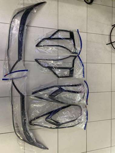 Garnis lampu depan dan lampu belakang All new rush/terios