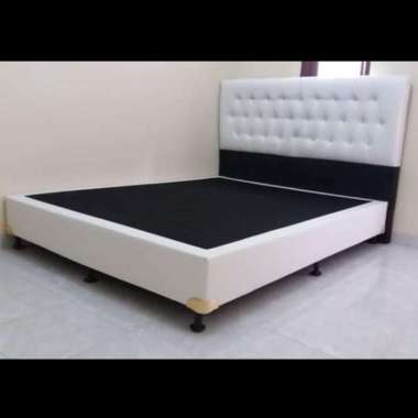 divan sandaran warna putih UK 140 x 200 exlusif Pratama Bali pje