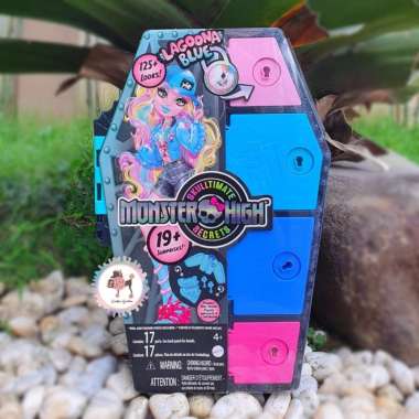 Monster High Skulltimate Secrets Lagoona Blue