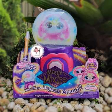 Magic Mixies Pink Magical Crystal Ball