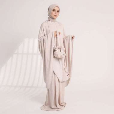 Lozy Hijab - Kejora Prayer Set (Mukena Set Motif Rayon 2in1 Lozy x Lesti Kejora) Carnation Pink