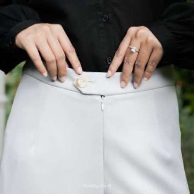 Nobby Luma Kulot Bahan Scuba Celana Panjang Kulot Wanita XXL Putih