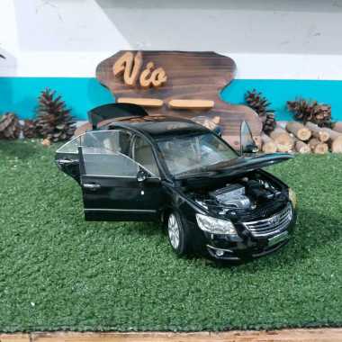 Diecast Miniatur Toyota Camry 2008 hitam skala 1:18