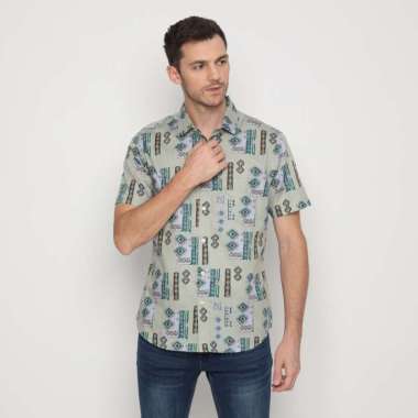 Platini Kemeja Motif Pria Lengan Pendek Katun Hijau Sage 132233 M