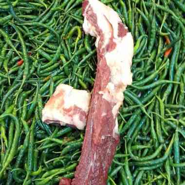 Iga Sapi Paha Depan Segar Lokal / Beef Ribs Fresh 1kg