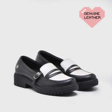 Adorableprojects - Zaine Loafer Genuine Leather Monochrome - Sepatu Wanita 41