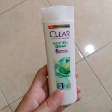 CLEAR SHAMPO 70 ML ICY MENTHOL Shampo Clear Ice Cool Menthol 70 ml