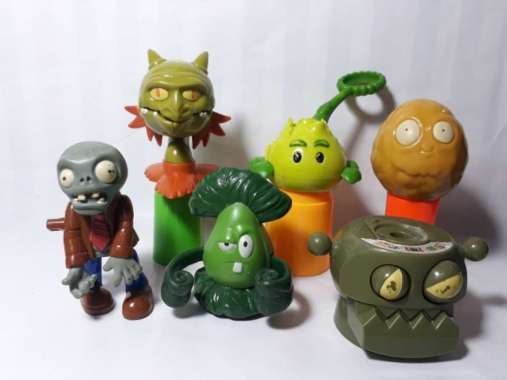 Plants Vs Zombies KFC Chaki Kids Happy Meal Monster Zombie Robot Toys