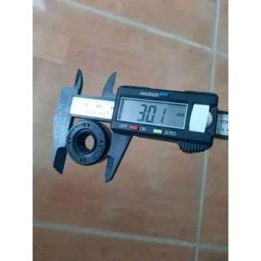 ( 1Biji ) Oil Seal Shockbreaker Belakang TMT TC4 12.5 30 13.4 sil oli shock Absorber upgrade Shock G