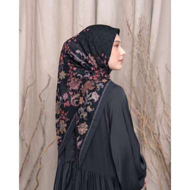 Heaven Lights - Zahari Scarf - Hijab Motif Segi Empat Black
