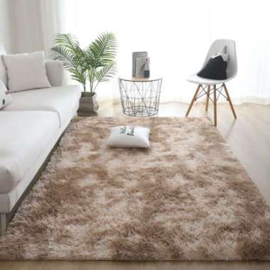 Brewsuniq Karpet Lantai Cozhome Fluffy 160x230cm Beige - Karpet Ruang Tamu / Kamar / Ambal Lantai