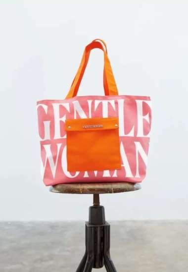 Gentlewoman Gw Painted Wall Pink