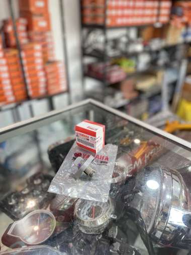 TONJOKAN KETENG TENSIONER NMAX VIXION NVA MX KING XABRE AEROX 155 ASLI ORI YAMAHA 2PV E2210 01